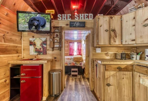 The Tiny Barn, Sevierville